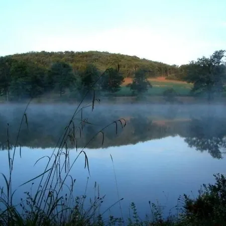 Prázdninový dům House La Combe Du Rossignol Ginals